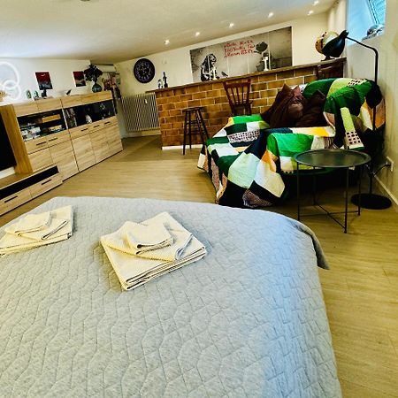 Tulip Path 3, Ferien & Monteur Wohnung מלה מראה חיצוני תמונה