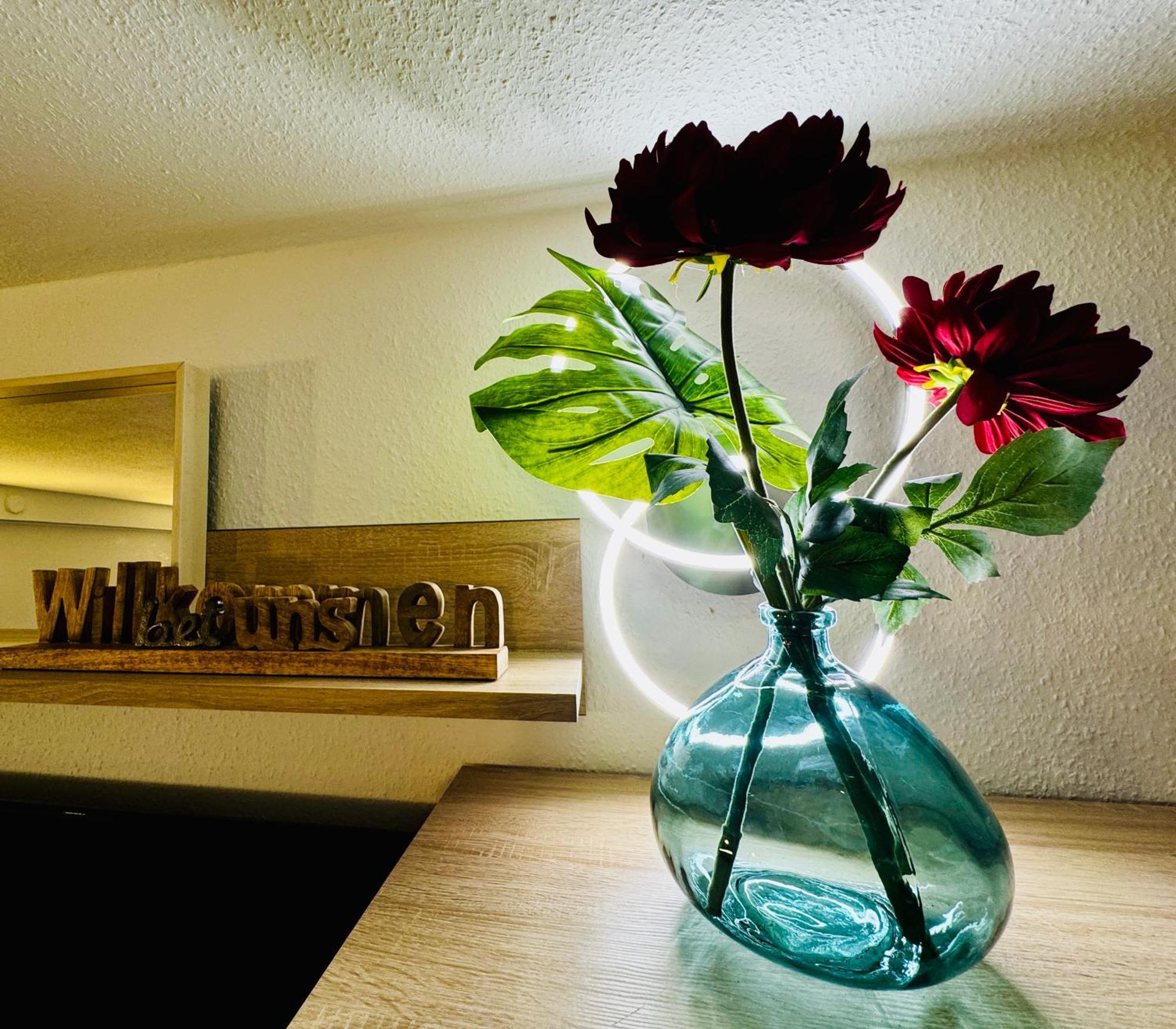 Tulip Path 3, Ferien & Monteur Wohnung מלה מראה חיצוני תמונה